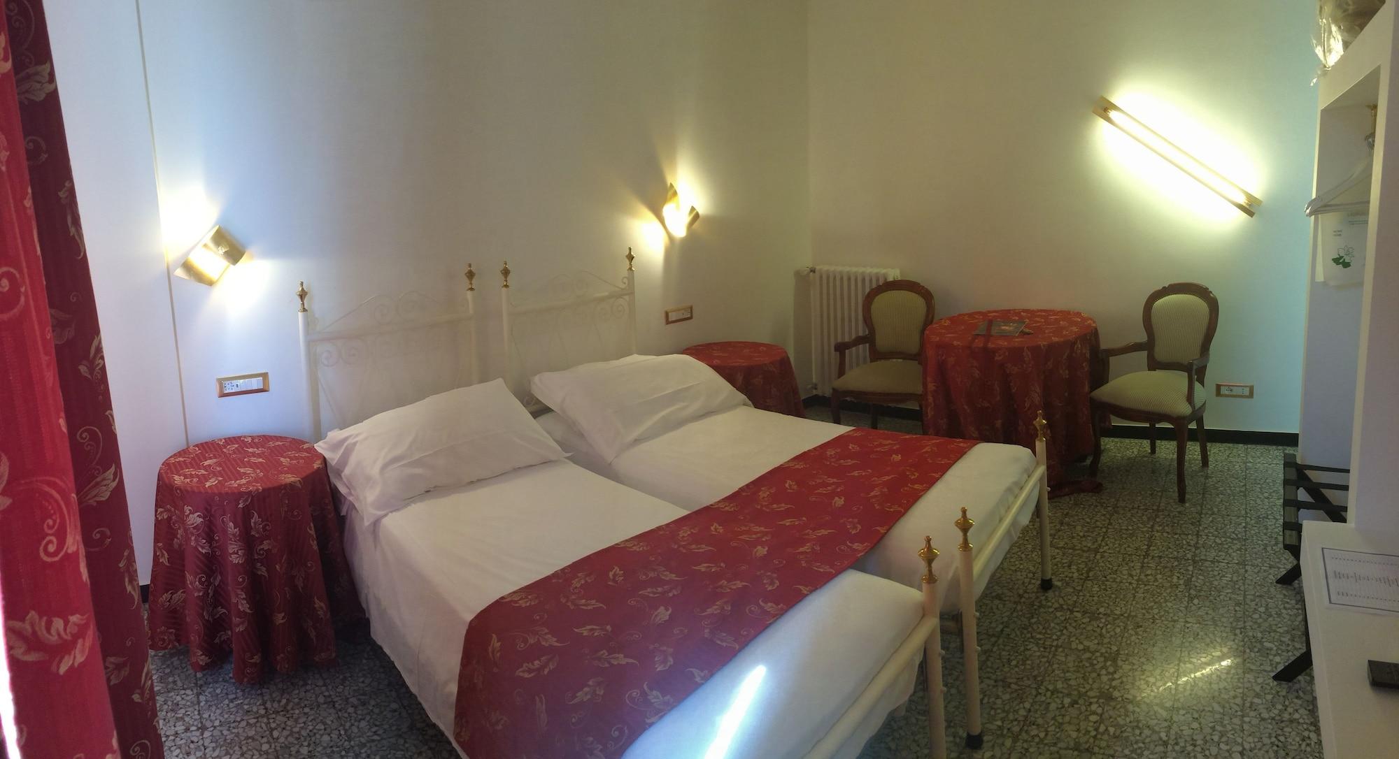 Eveline Portosole Hotel Sanremo Bagian luar foto