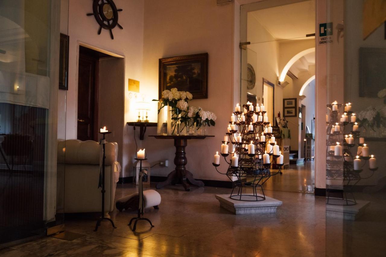 Eveline Portosole Hotel Sanremo Bagian luar foto